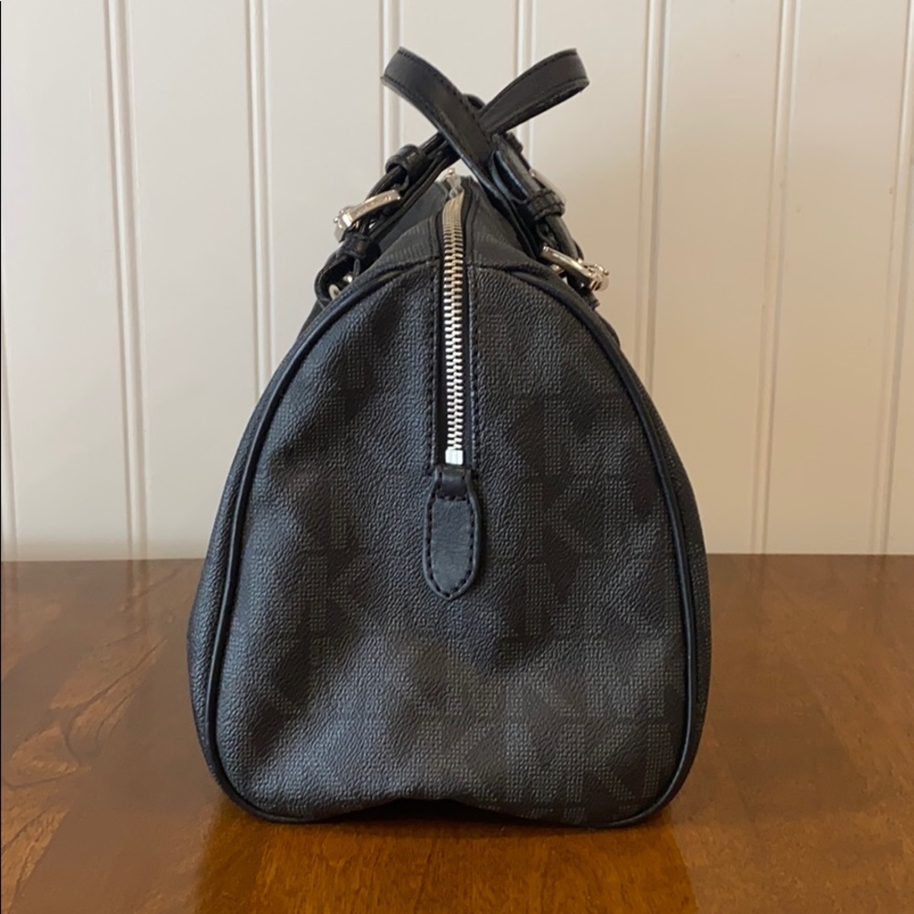 Michael Kors Purse - Picture 2 of 5